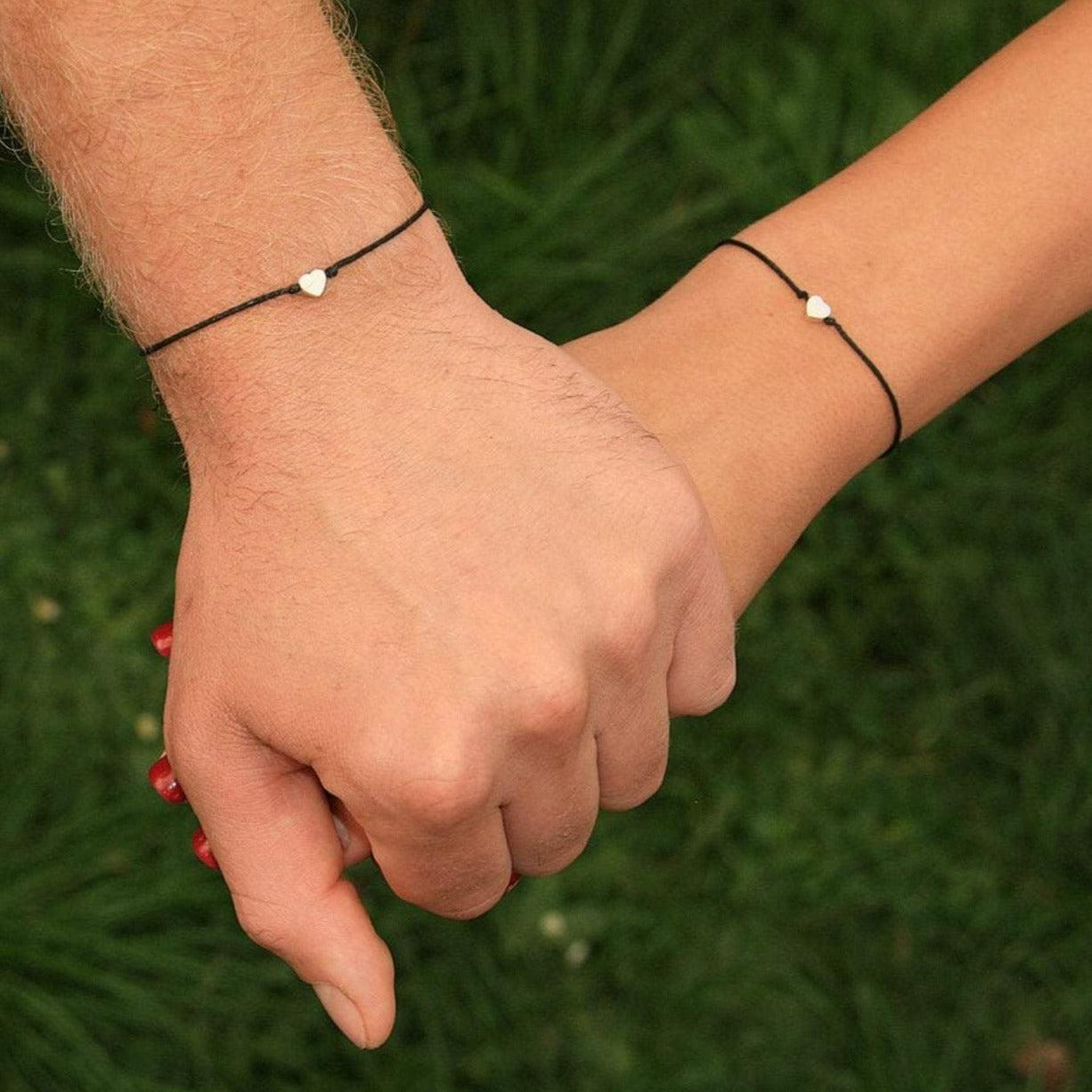 diy: heart friendship bracelets